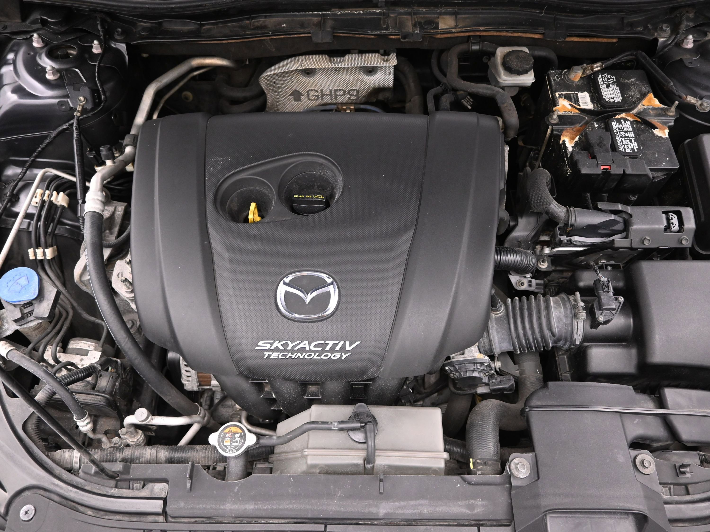 Used 2015 MAZDA MAZDA3 i Touring w/ Technology Package FWD image 28