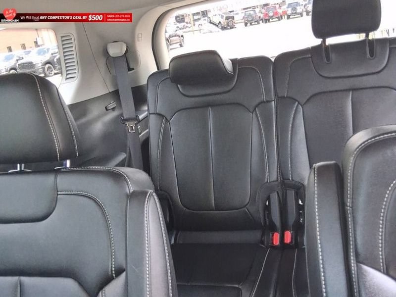 Used 2023 Jeep Grand Cherokee L Limited w/ Black Appearance Package AWD/4WD image 21