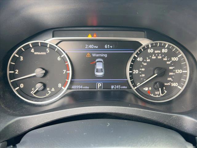 Used 2023 Nissan Altima 2.5 SR w/ SR Premium Package image 11