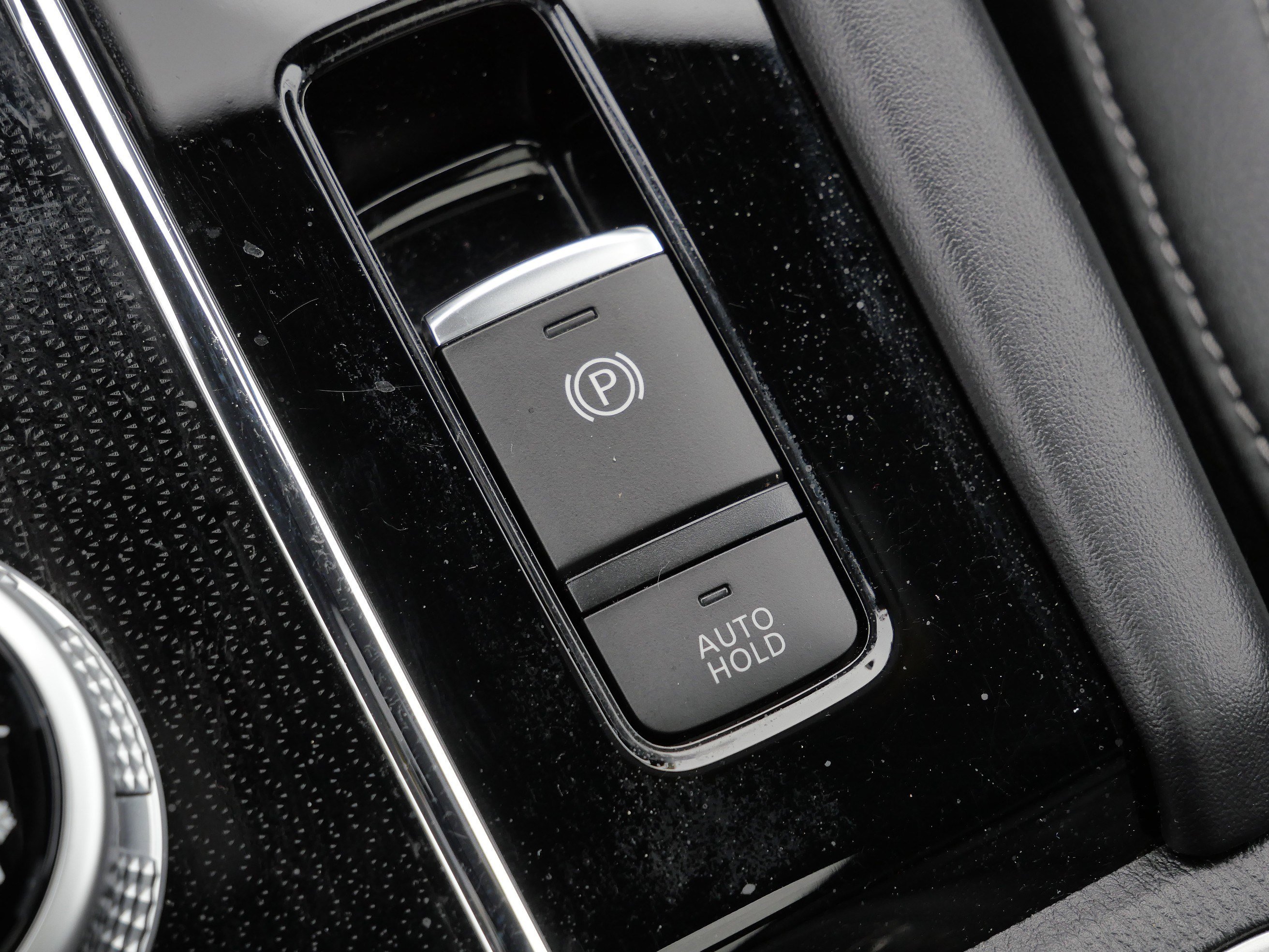 Used 2023 Mitsubishi Outlander SEL Black Edition image 28