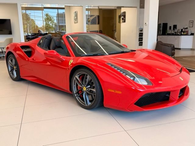 Used 2018 Ferrari 488 Spider RWD image 5