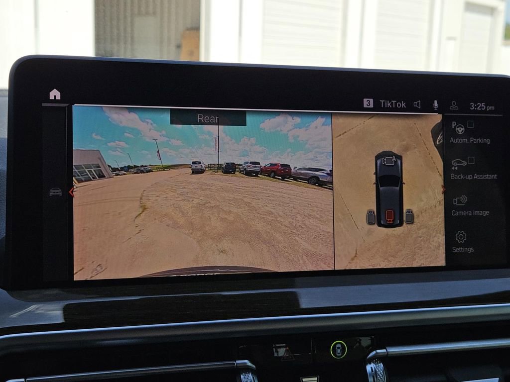 Used 2023 BMW X3 sDrive30i w/ Premium Package image 17