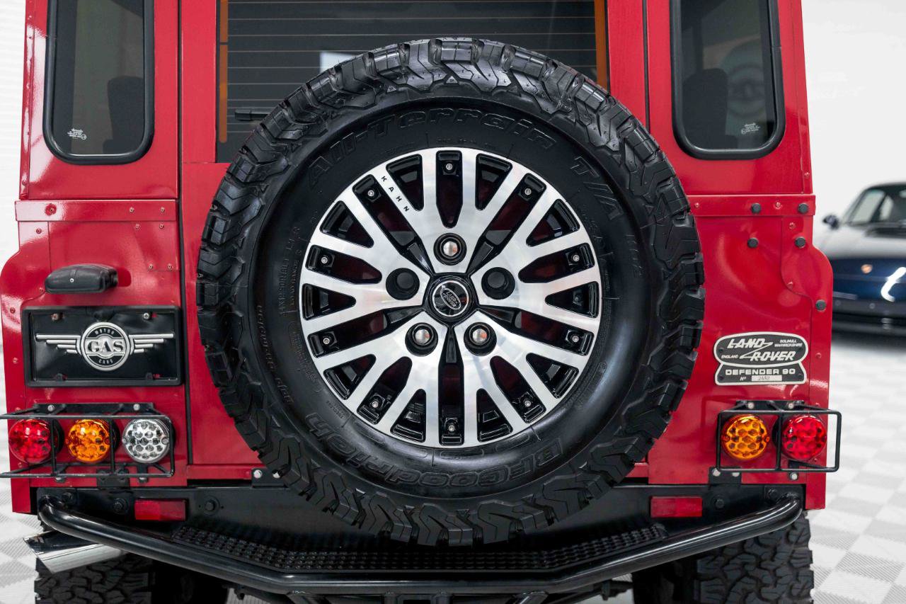 Used 1997 Land Rover Defender 90 AWD/4WD image 39