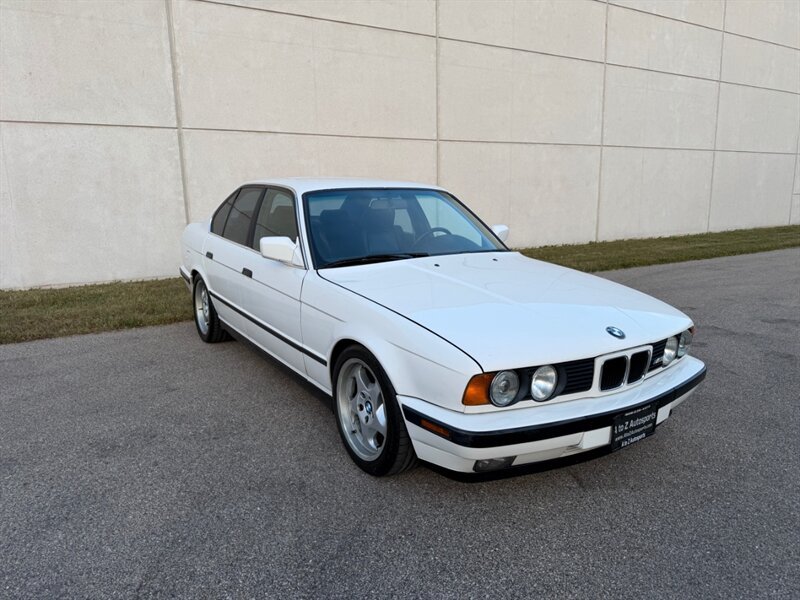 Used 1991 BMW M5 RWD image 9