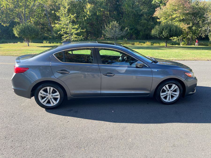 Used 2013 Acura ILX Hybrid w/ Technology Package FWD image 24