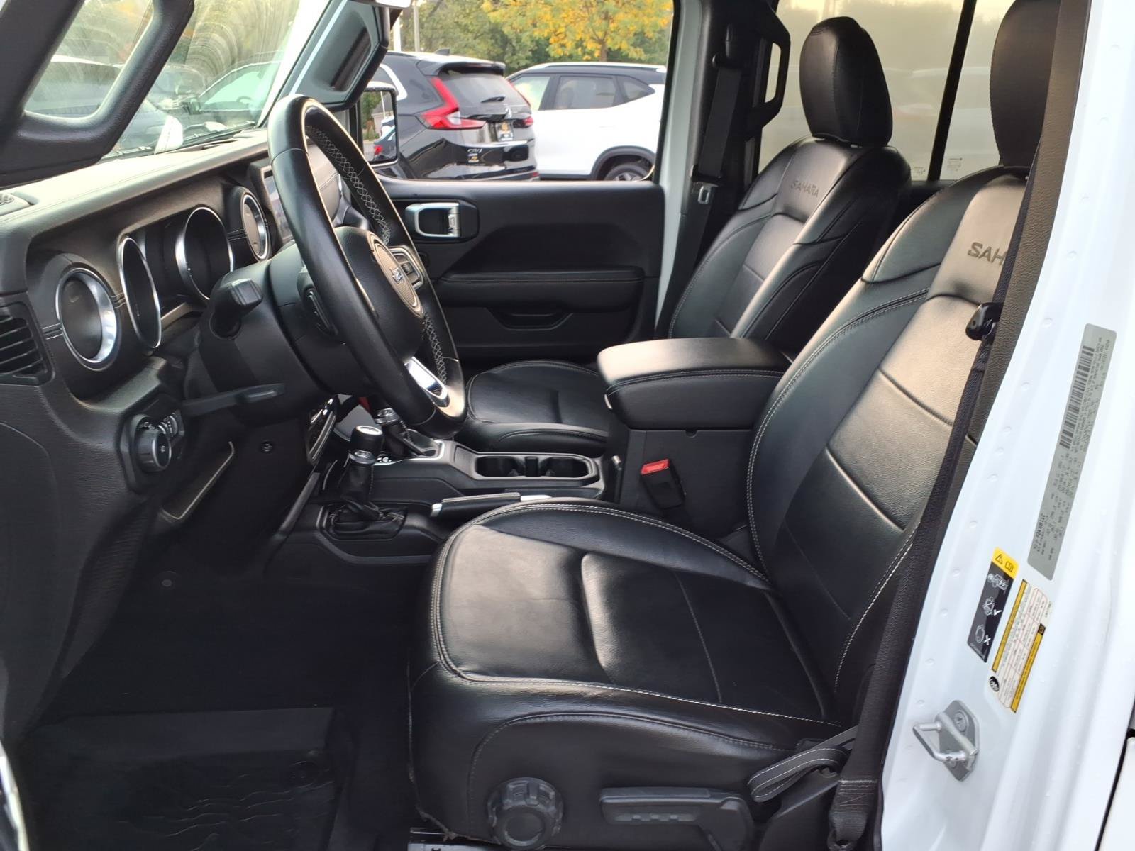 Used 2020 Jeep Wrangler Unlimited Sahara AWD/4WD image 4