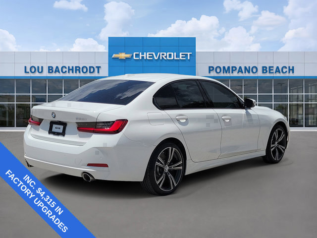 Used 2023 BMW 330i Sedan w/ Premium Package RWD image 3