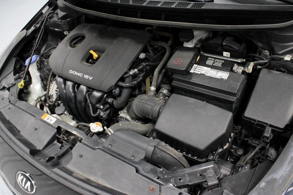 Used 2017 Kia Forte LX FWD image 17