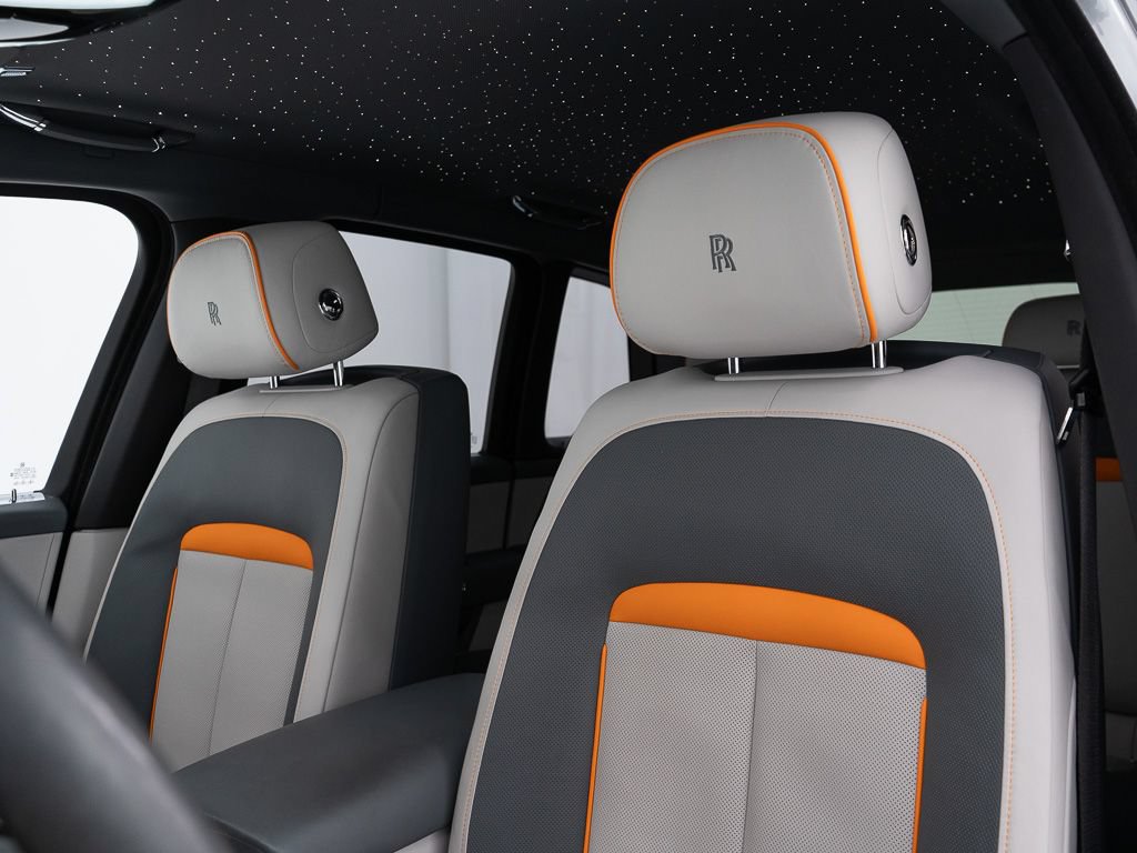 Certified 2023 Rolls-Royce Cullinan w/ Dark Exterior Package AWD/4WD image 16