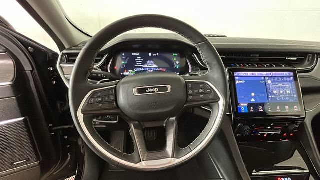 Used 2023 Jeep Grand Cherokee 4WD 4xe image 14