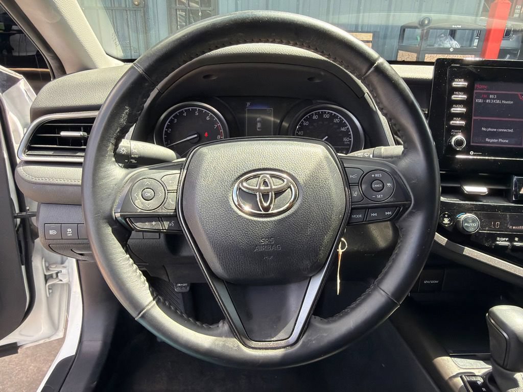 Used 2023 Toyota Camry SE FWD image 10