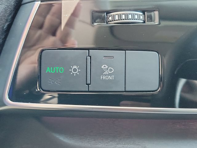 Used 2023 Audi Q8 Premium Plus w/ Premium Plus Package AWD/4WD image 19