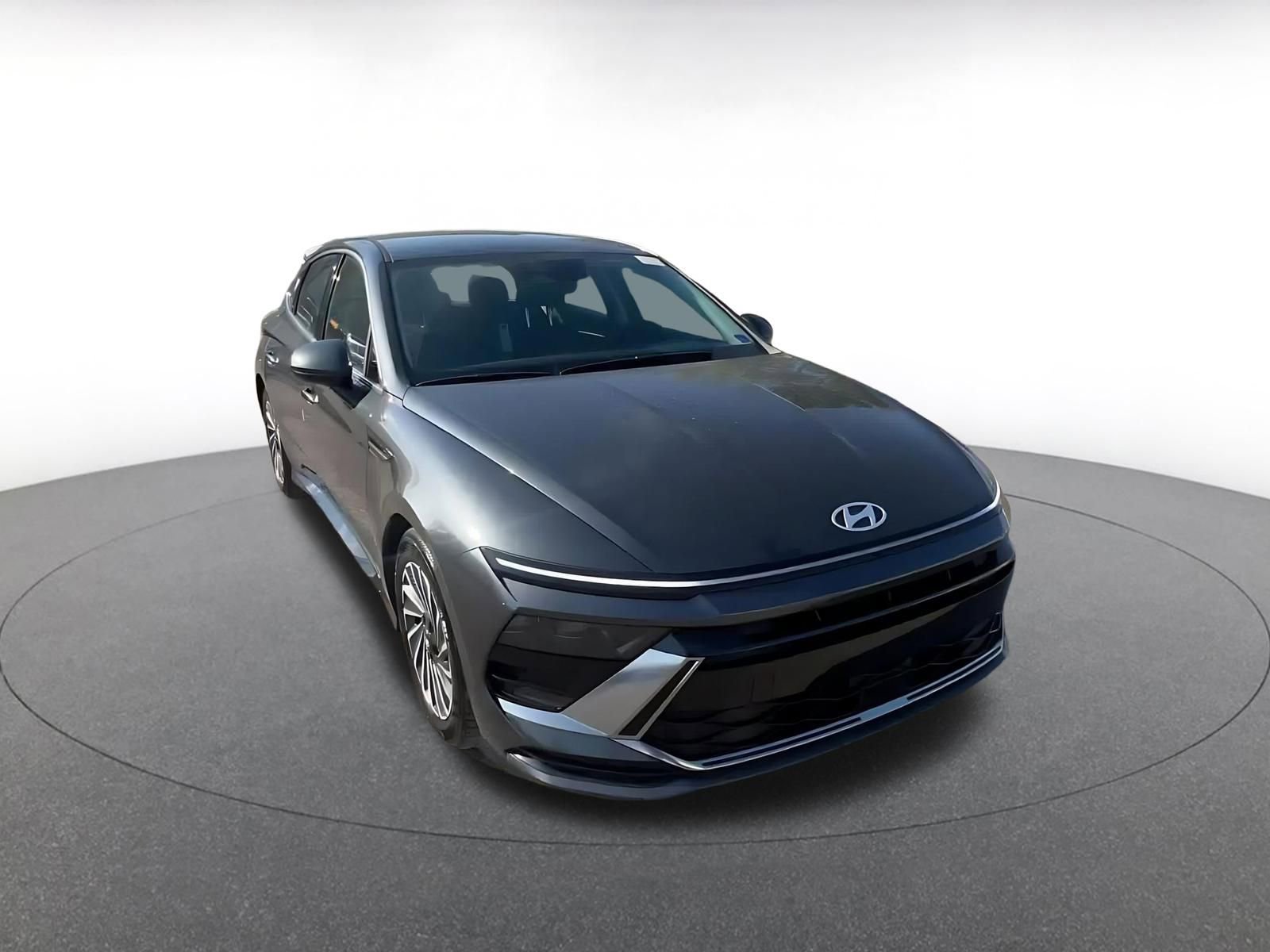 Used 2025 Hyundai Sonata SEL image 3