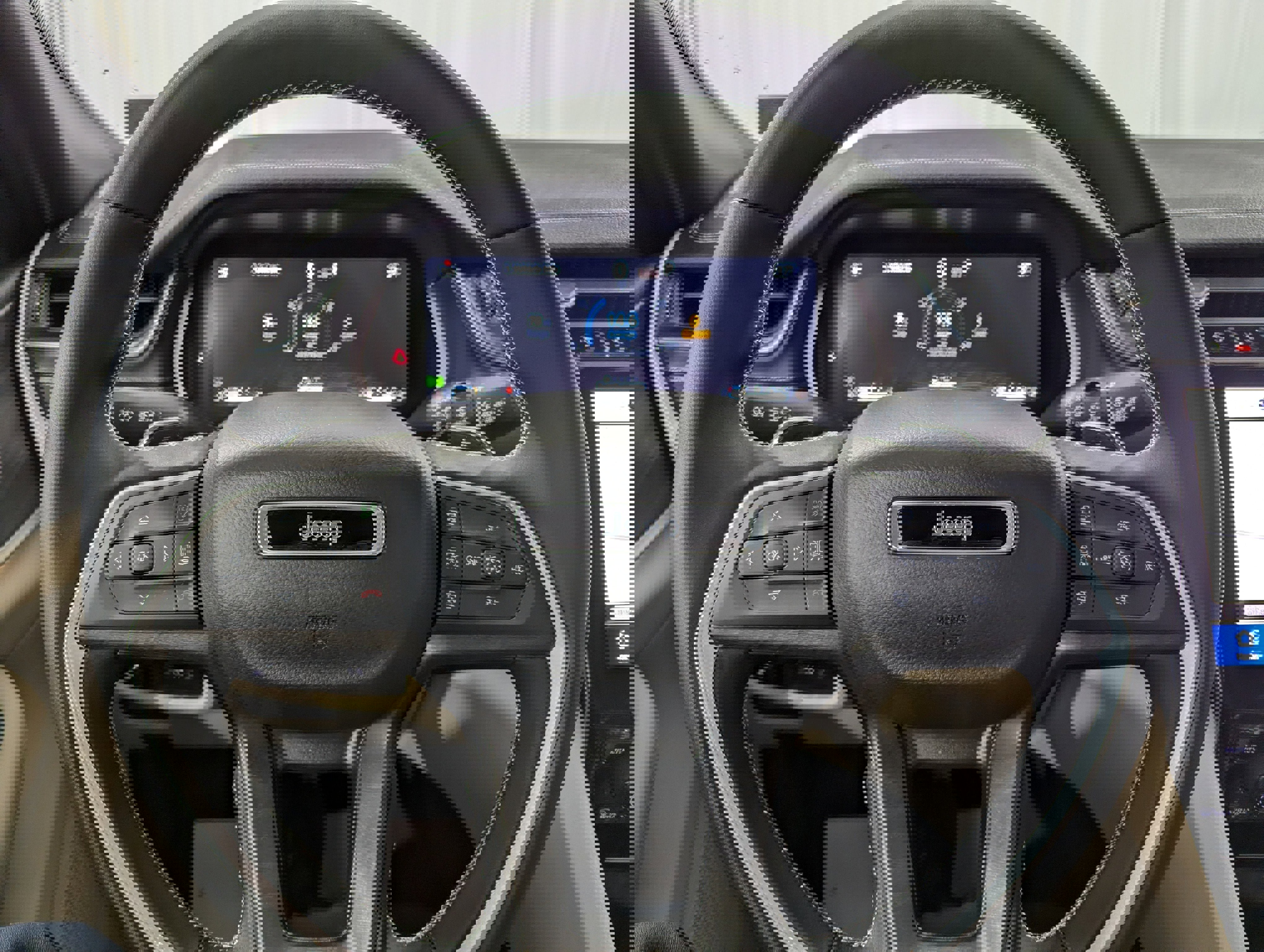 New 2025 Jeep Grand Cherokee Limited w/ Luxury Tech Group II image 16