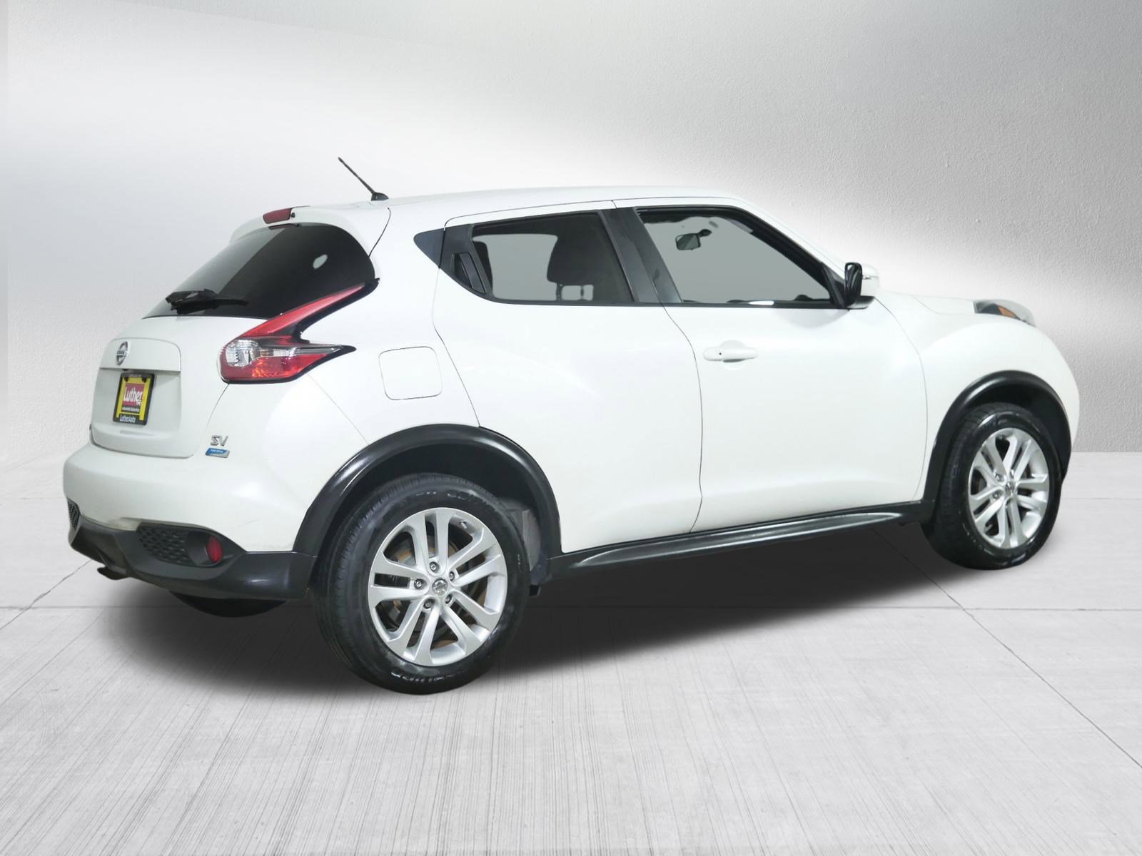 Used 2015 Nissan Juke S image 7