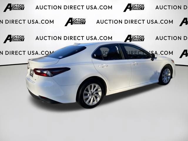 Used 2022 Toyota Camry LE image 20