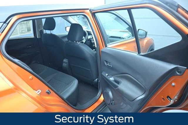 Used 2024 Nissan Kicks SV FWD image 14