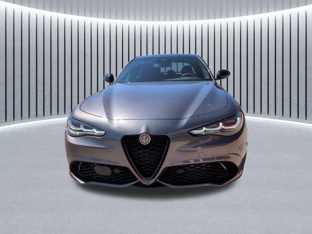 Used 2024 Alfa Romeo Giulia Veloce image 19
