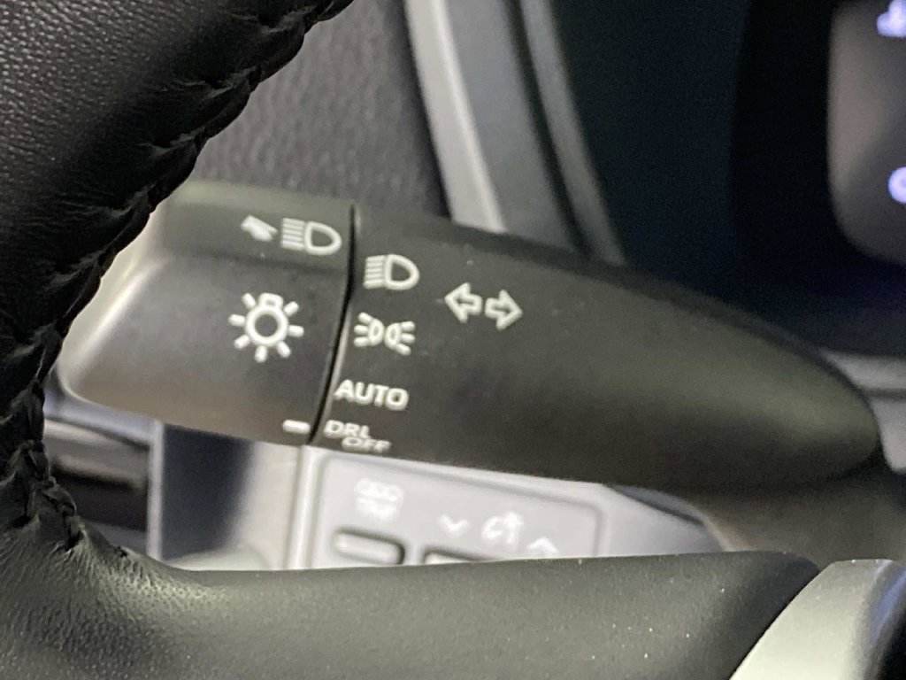 Used 2025 Toyota Grand Highlander FWD image 17