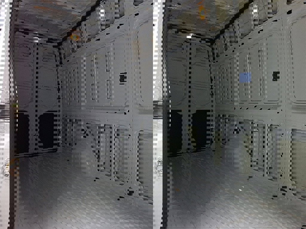 New 2025 Mercedes-Benz Sprinter 2500 image 6