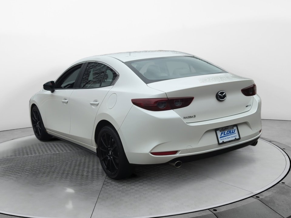Used 2019 MAZDA MAZDA3 Sedan w/ Select Package image 5
