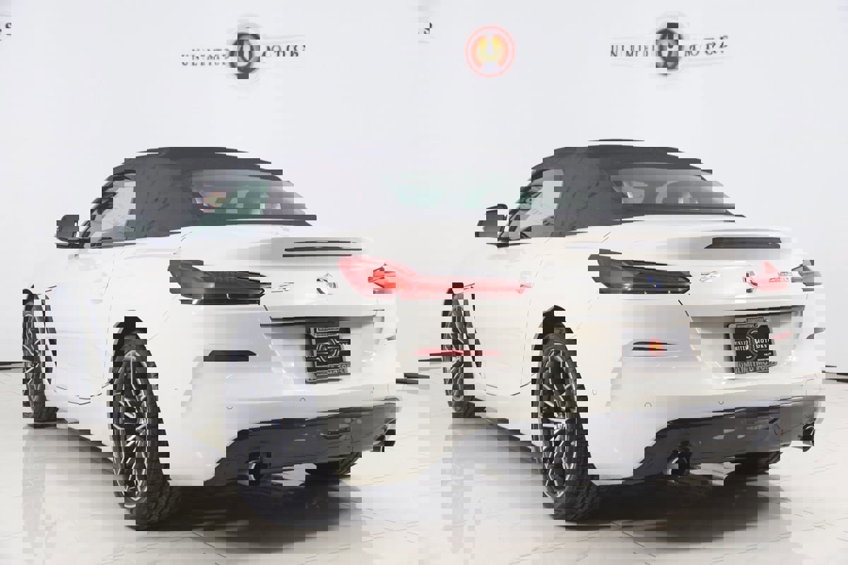 Used 2020 BMW Z4 sDrive30i w/ Convenience Package image 4