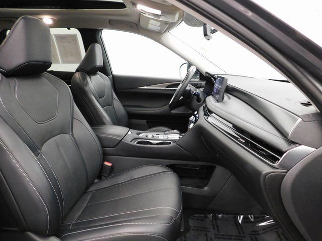 Used 2024 INFINITI QX60 Luxe image 39