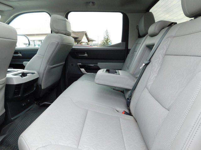 Used 2024 Toyota Tundra Limited image 33