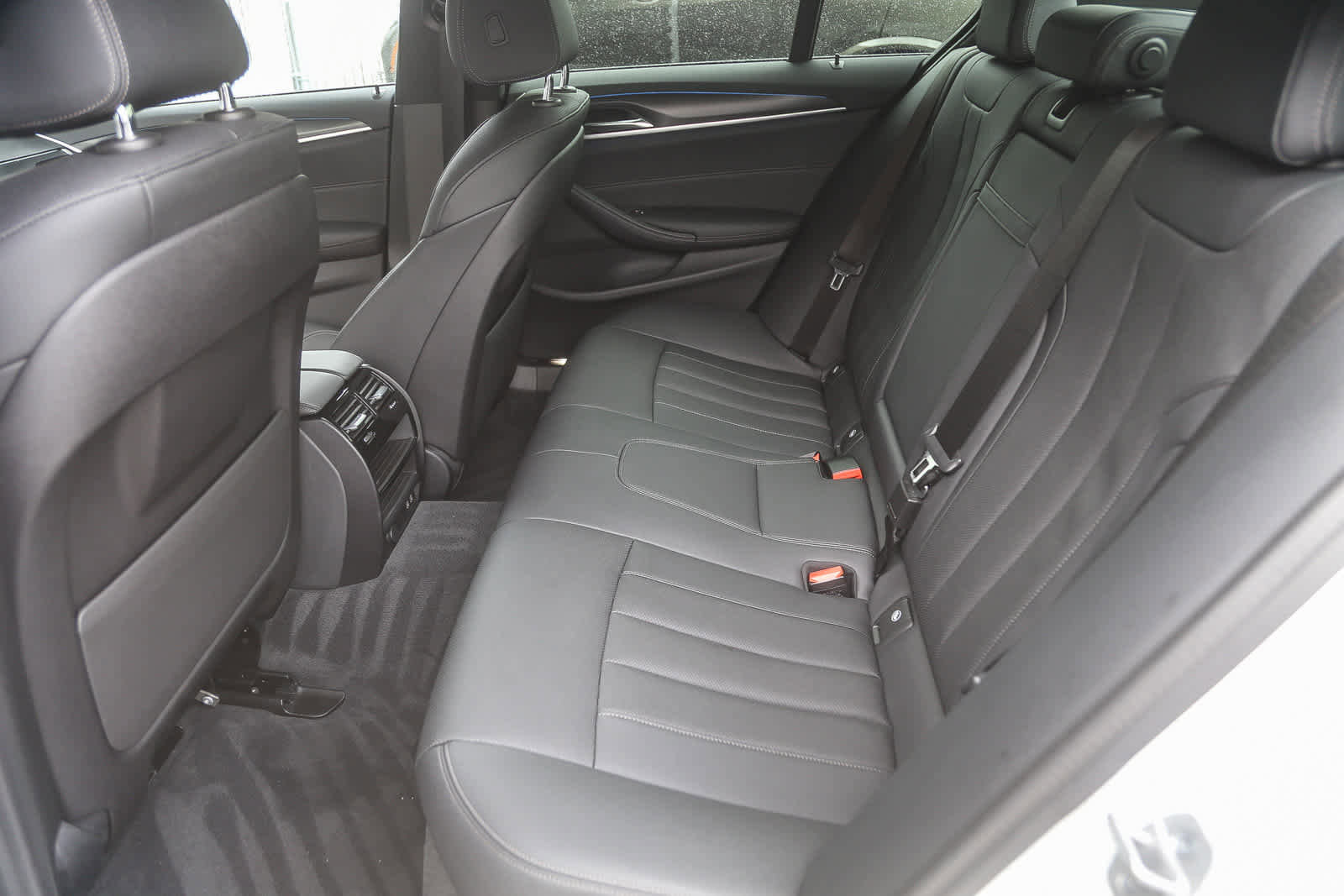 Certified 2023 BMW 530e w/ M Sport Package image 15