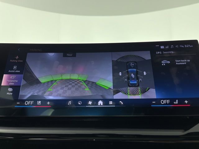 Used 2024 BMW 530i w/ Premium Package image 26