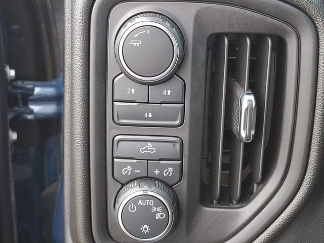 Used 2024 Chevrolet Silverado 2500 Custom w/ Custom Convenience Package AWD/4WD image 19