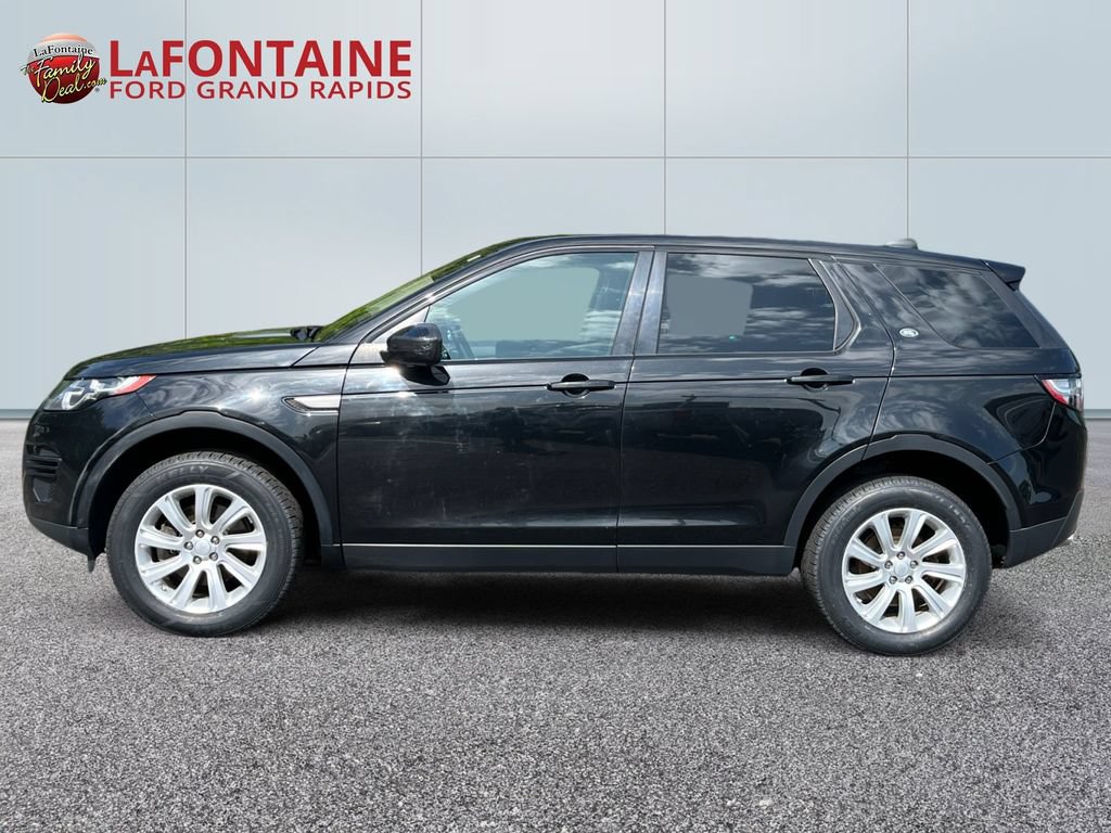 Used 2017 Land Rover Discovery Sport SE AWD/4WD image 4