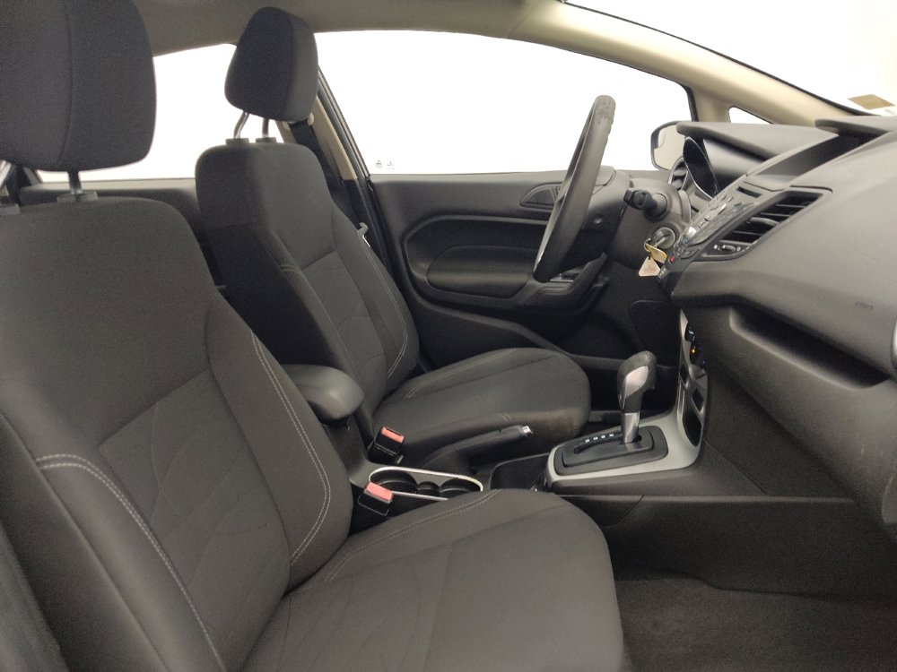 Used 2019 Ford Fiesta SE image 21