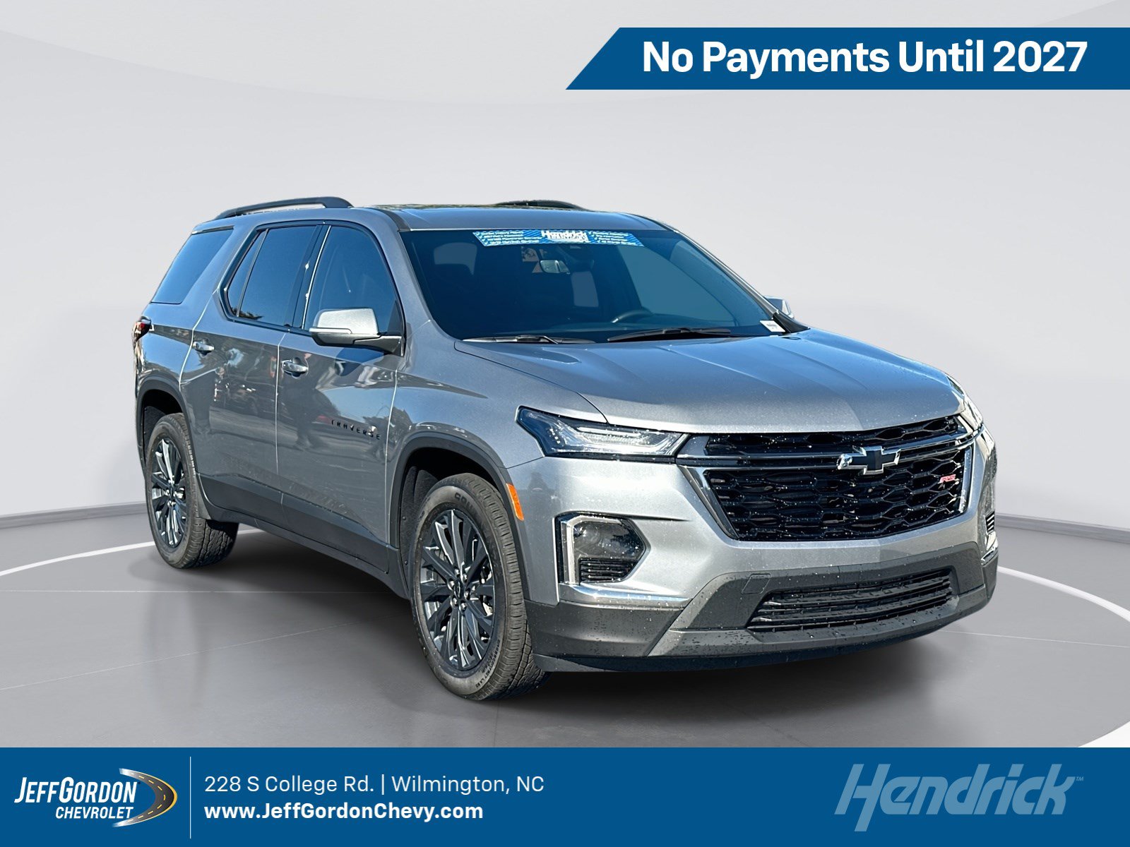 Used 2023 Chevrolet Traverse RS