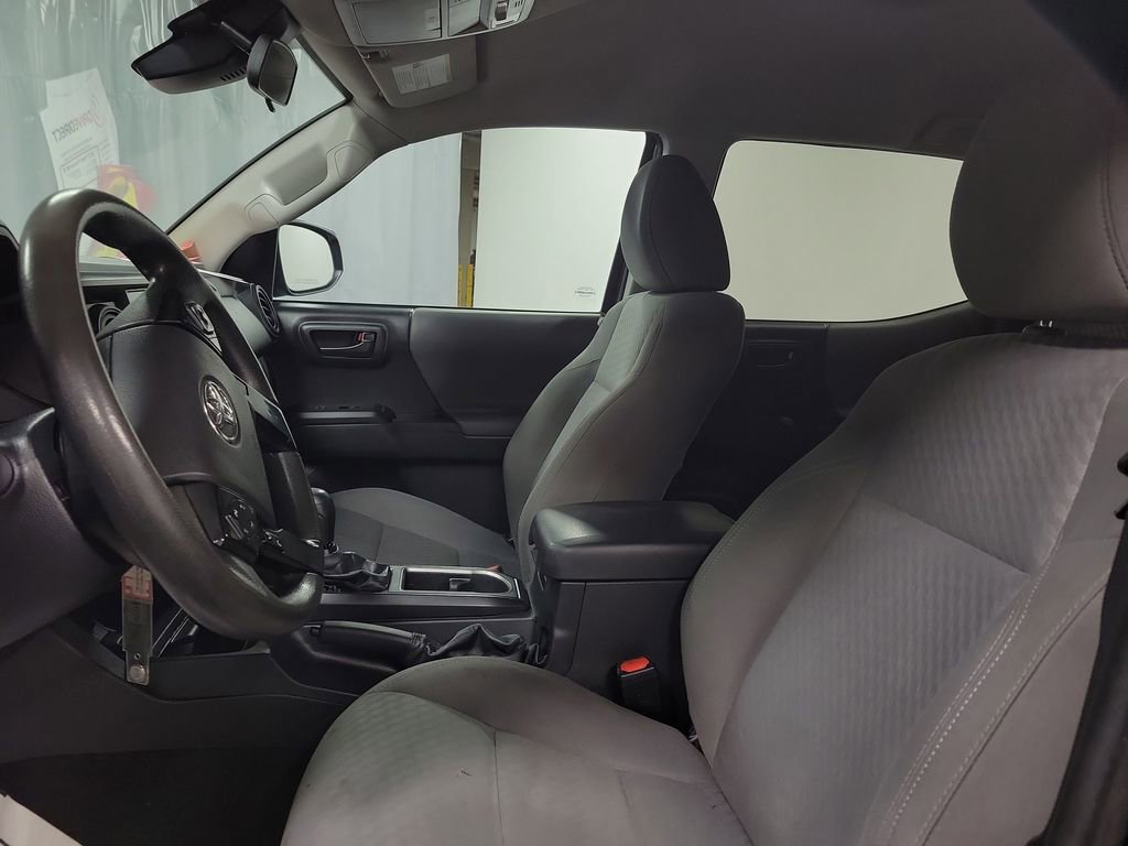 Used 2022 Toyota Tacoma SR image 13