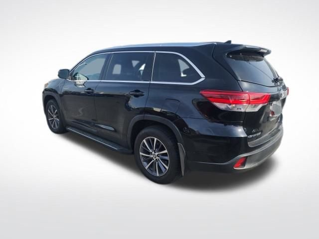 Used 2019 Toyota Highlander XLE image 21