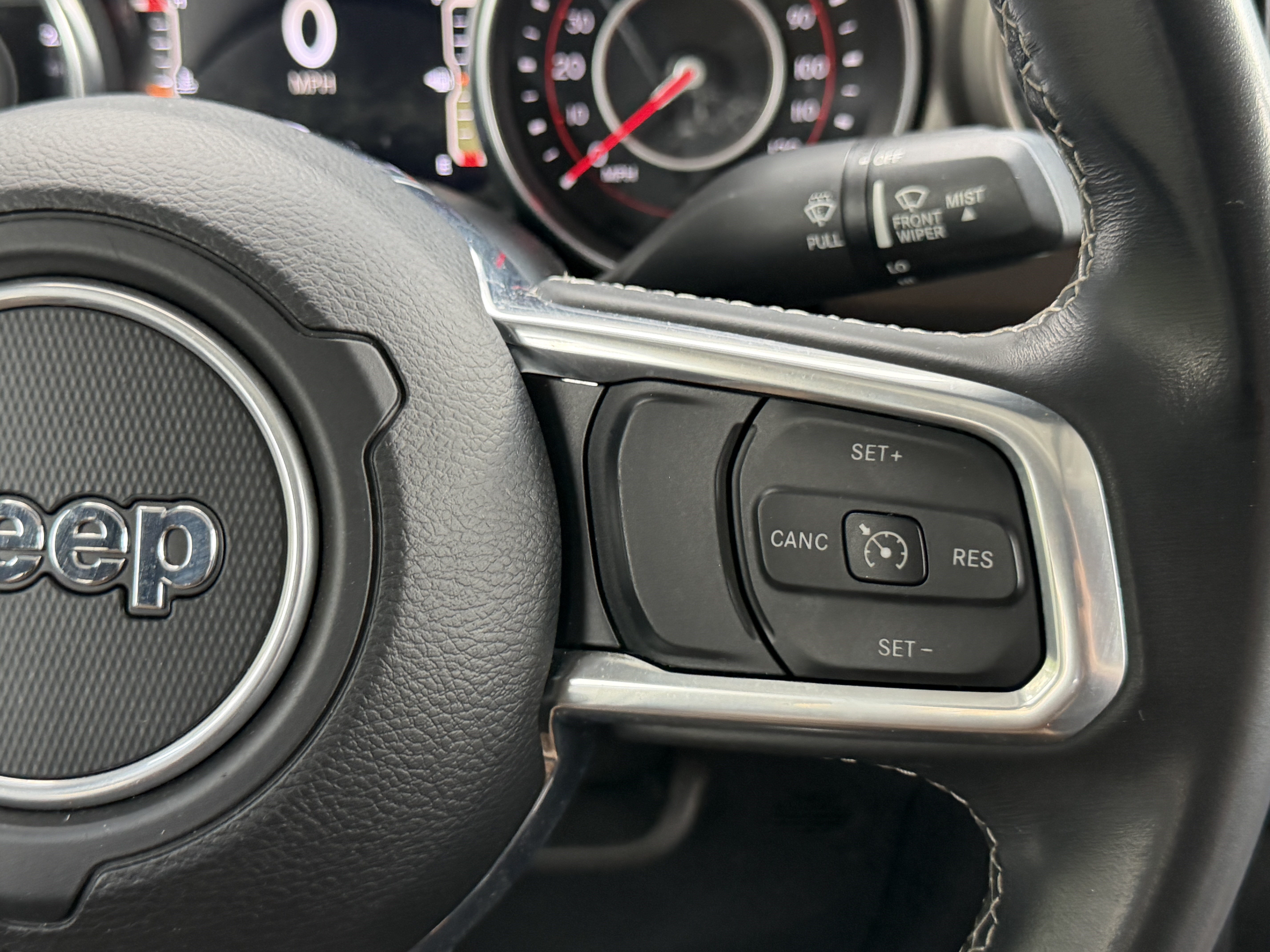 Used 2021 Jeep Gladiator Rubicon AWD/4WD image 30