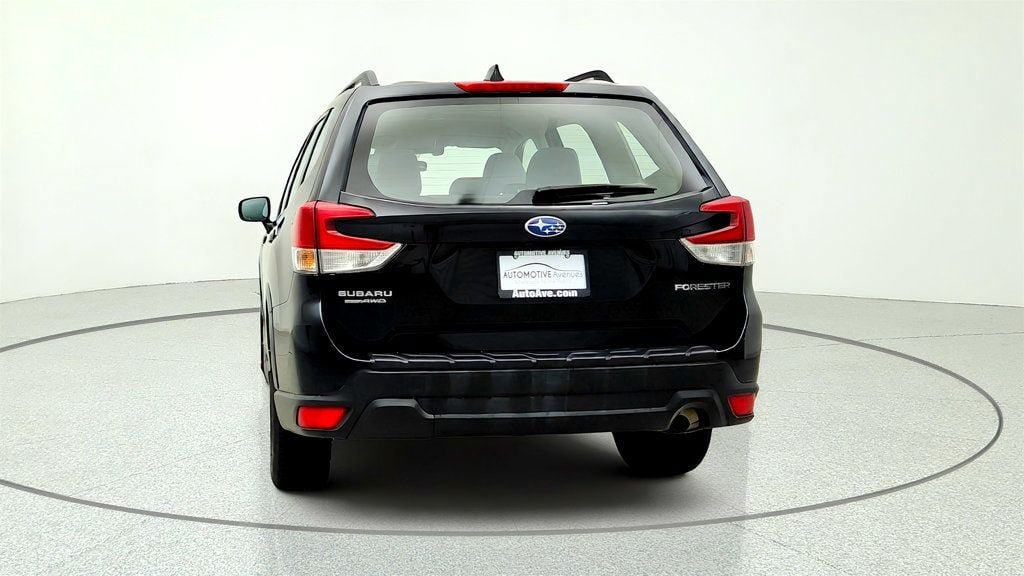 Used 2020 Subaru Forester w/ Alloy Wheel Package AWD/4WD image 6