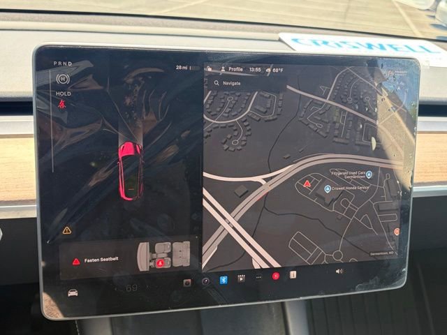 Used 2025 Tesla Model Y Long Range RWD image 3