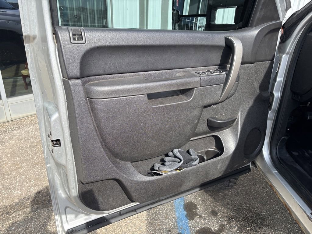 Used 2011 Chevrolet Silverado 1500 LT w/ All-Star Edition image 11