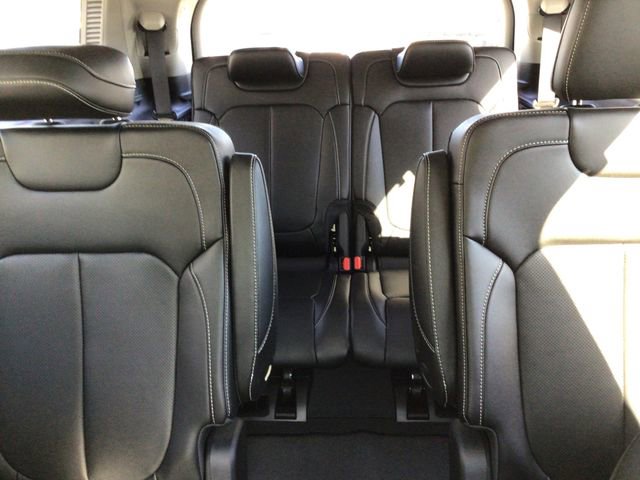 Used 2023 Jeep Grand Cherokee L Limited w/ Luxury Tech Group II RWD image 38