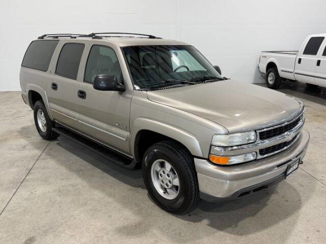 Used 2000 Chevrolet Suburban LS w/ LS Preferred Equipment Group AWD/4WD image 6