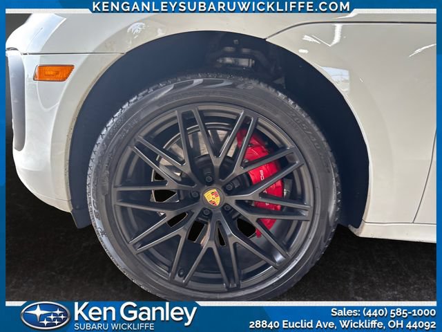 Used 2025 Porsche Macan GTS AWD/4WD image 26
