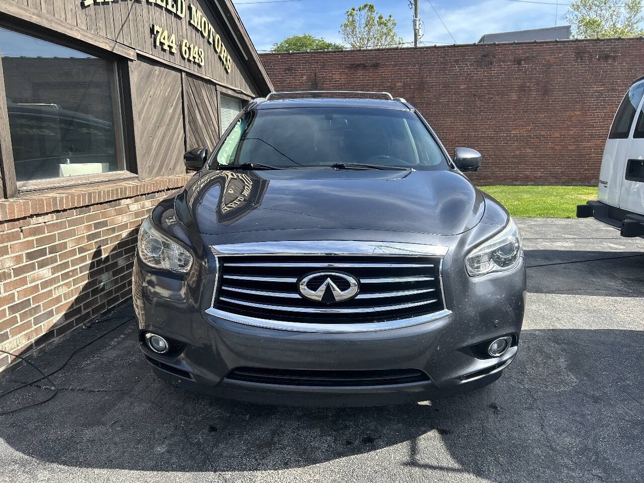 Used 2013 INFINITI JX35 AWD w/ Premium Pkg image 6