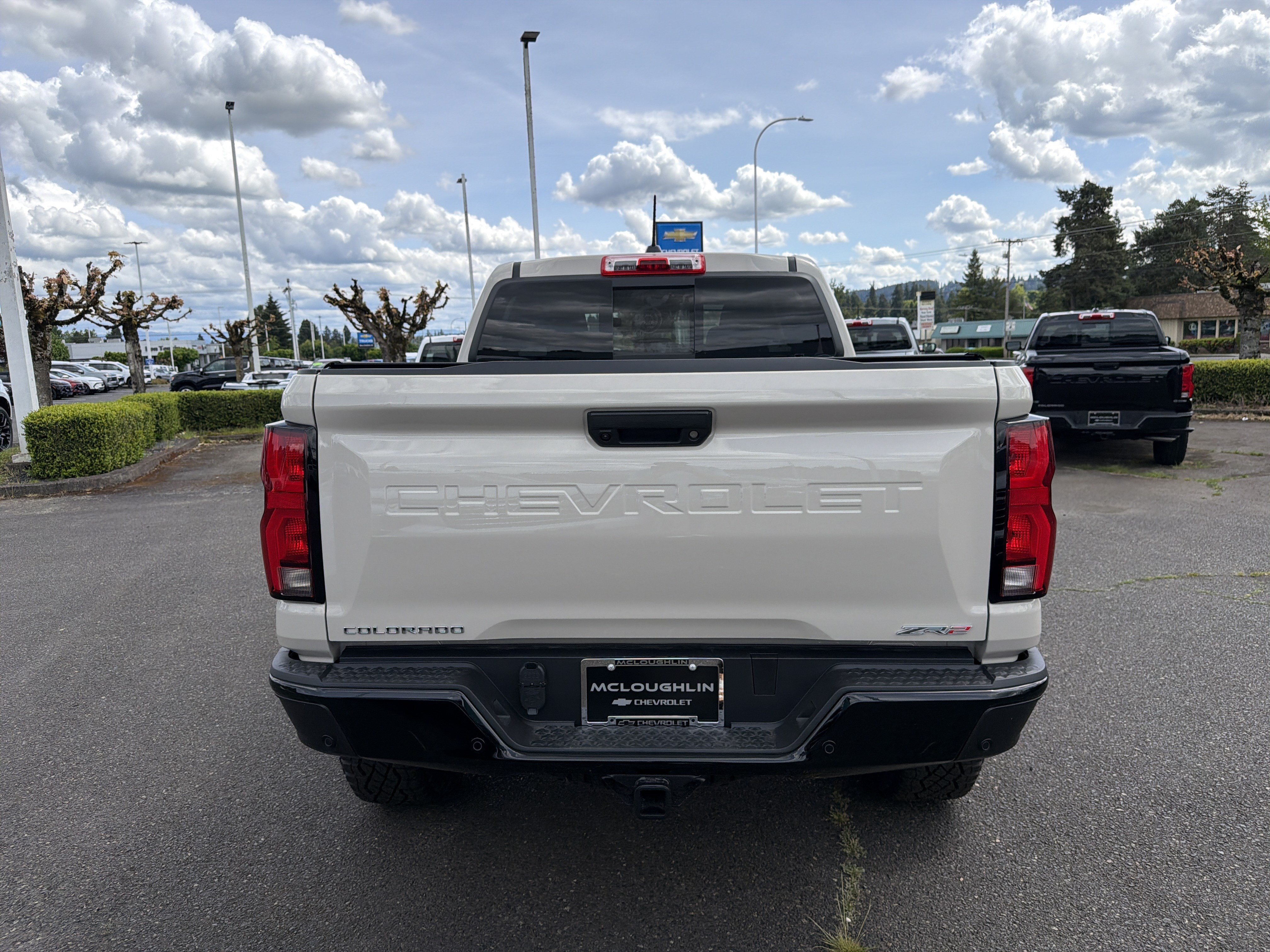 New 2026 Chevrolet Colorado ZR2 w/ Off-Road Front Bumper Package AWD/4WD image 4