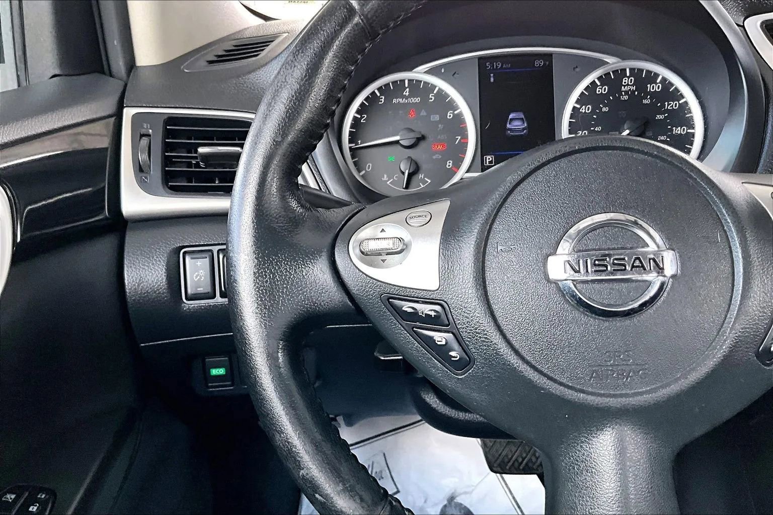Used 2019 Nissan Sentra SV FWD image 10
