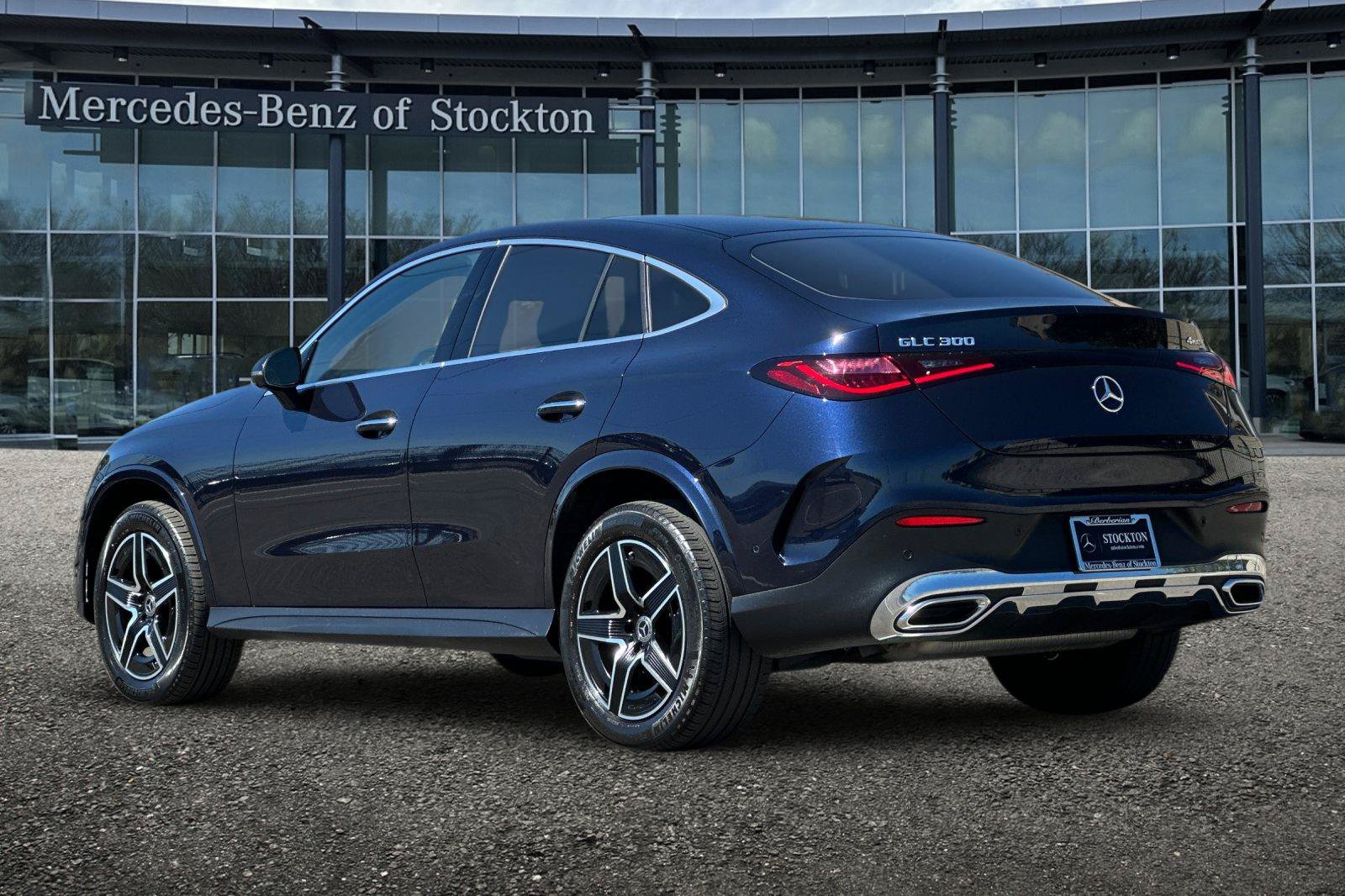 Certified 2024 Mercedes-Benz GLC 300 4MATIC image 6
