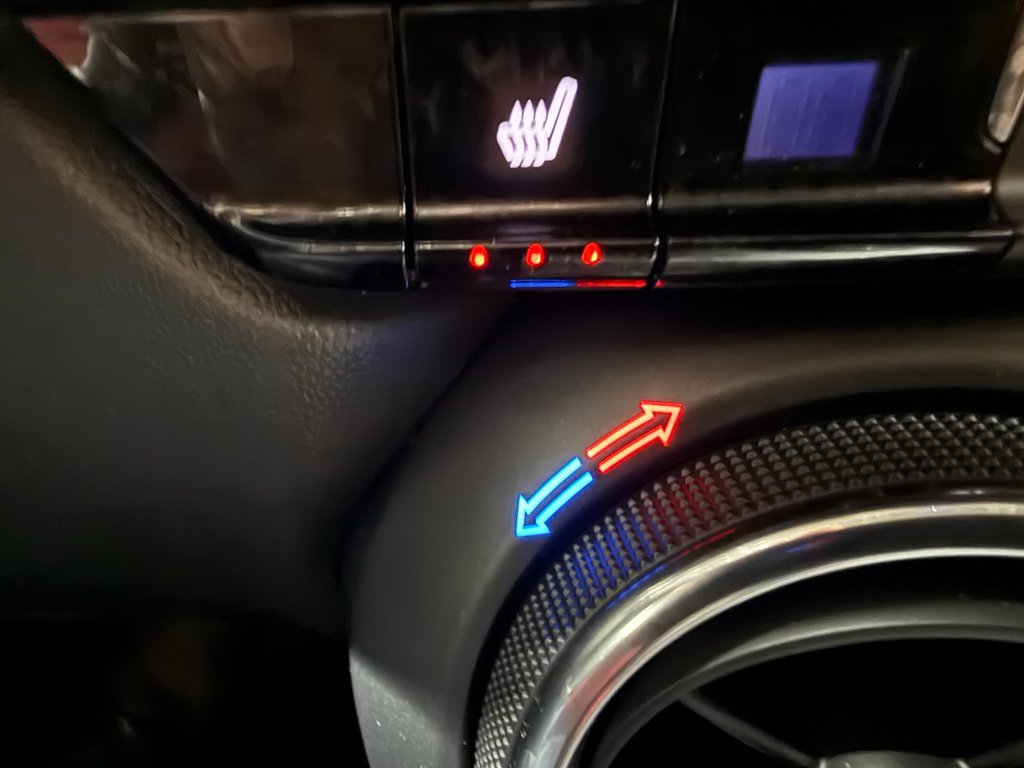 Certified 2024 Chevrolet Blazer LT w/ Convenience Package image 40