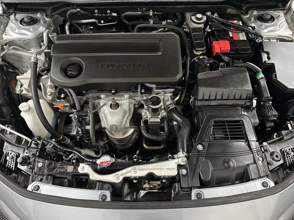 Used 2025 Honda Civic Sport image 32