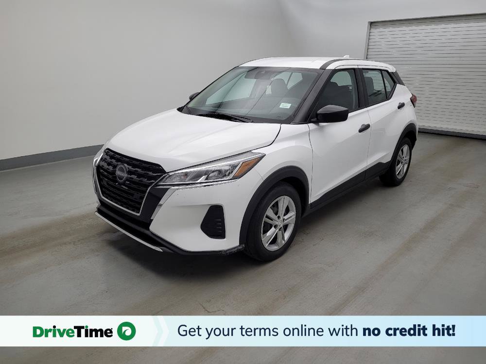 Used 2024 Nissan Kicks S FWD image 1